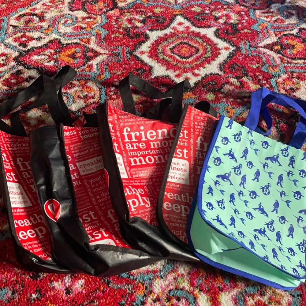 FIVE Lululemon bags